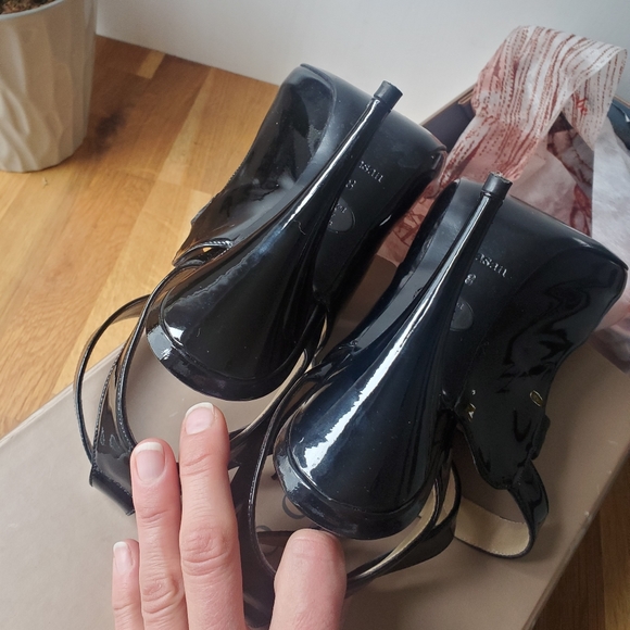 Black Patent Strappy Heels - Picture 9 of 10